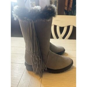 NWOT Sam Edelman Tilden Faux Fur Gray Fringe Mid Calf Suede Boots Sz 7 US 1"heel